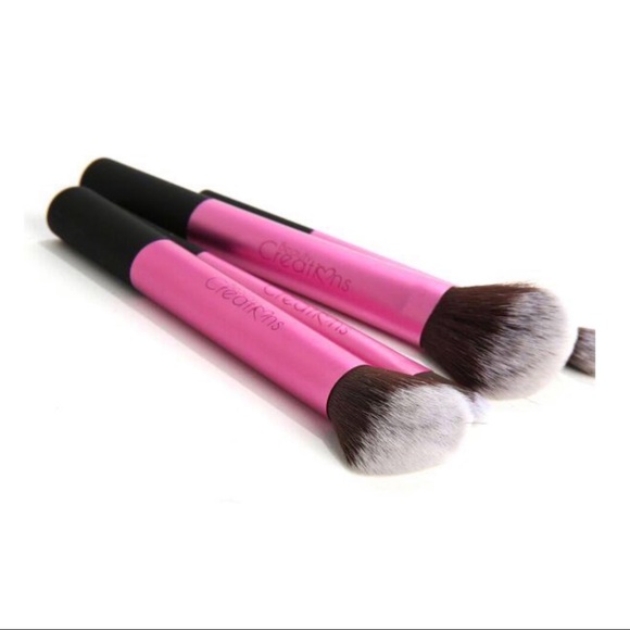 Beauty Creations Pink Pretty Tools Brushes - Picture 2 of 5